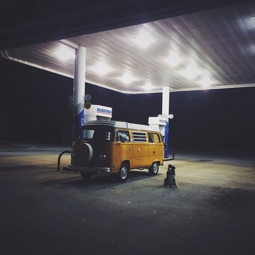 Happily landed in Asheville where we’ll be hanging out for a month drinking beer and coffee! #newyearsheadtilt