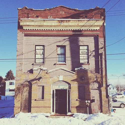 Find momo in Sault Ste Marie, Ontario.